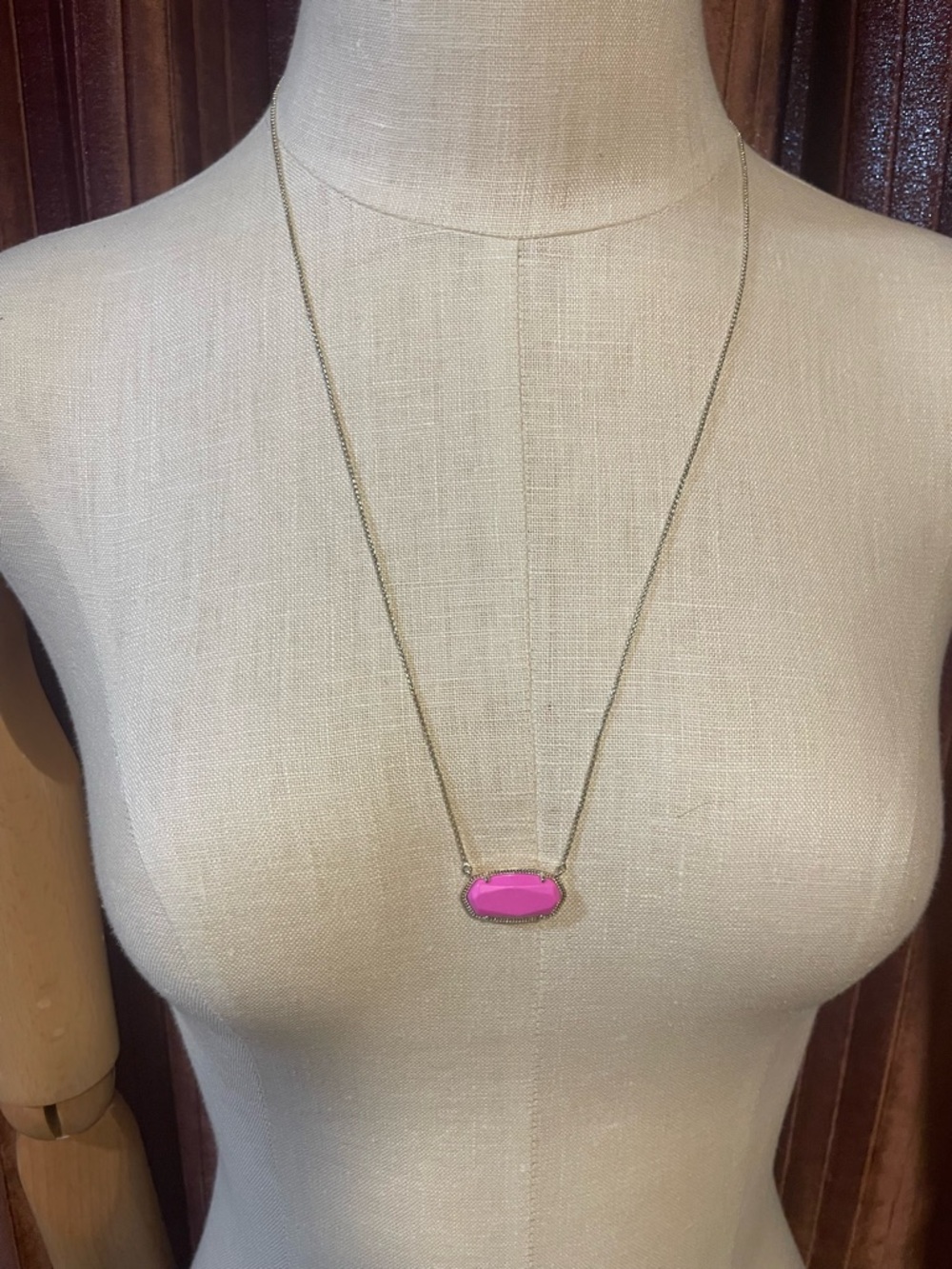 Kendra Scott Dylan Gold Necklace with Hot Pink Pendant - Picture 3 of 3